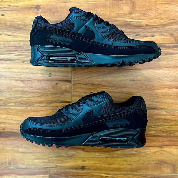 Nike Air Max 90 “Triple Black” Leather + Suede + Mesh - Picture 4 of 7